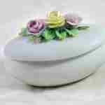 Scultura modellata di argilla di maria pignatelli